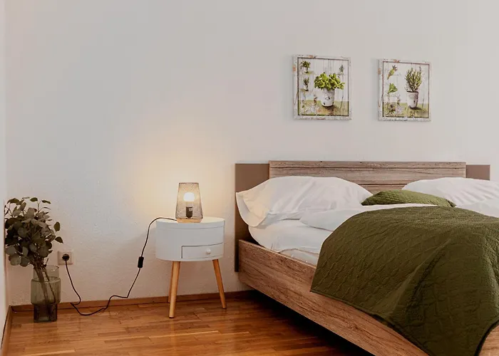 Apartamento Comfy 2br Apt, Perfect For Long Near Rennweg Viena
